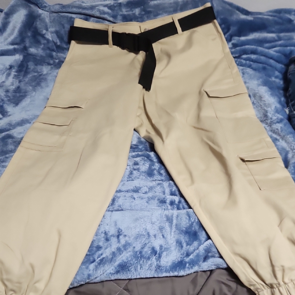 Refuge Tan Cargo Pants with Relaxed Fit